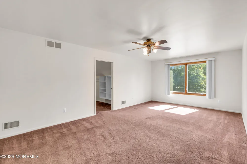 688 Fort Plains Road Howell, NJ 07731
