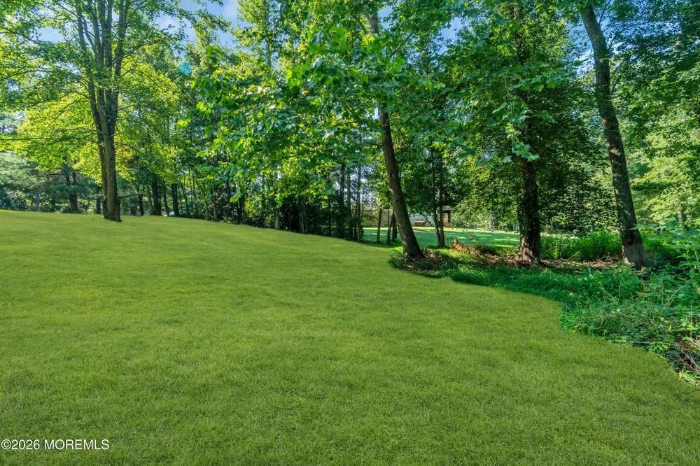 688 Fort Plains Road Howell, NJ 07731
