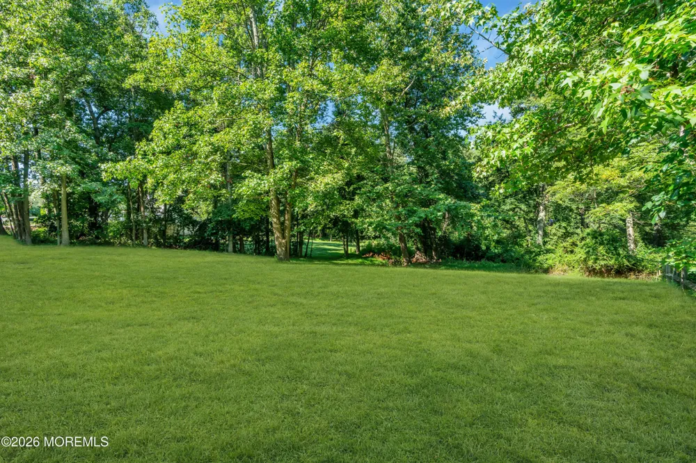 688 Fort Plains Road Howell, NJ 07731