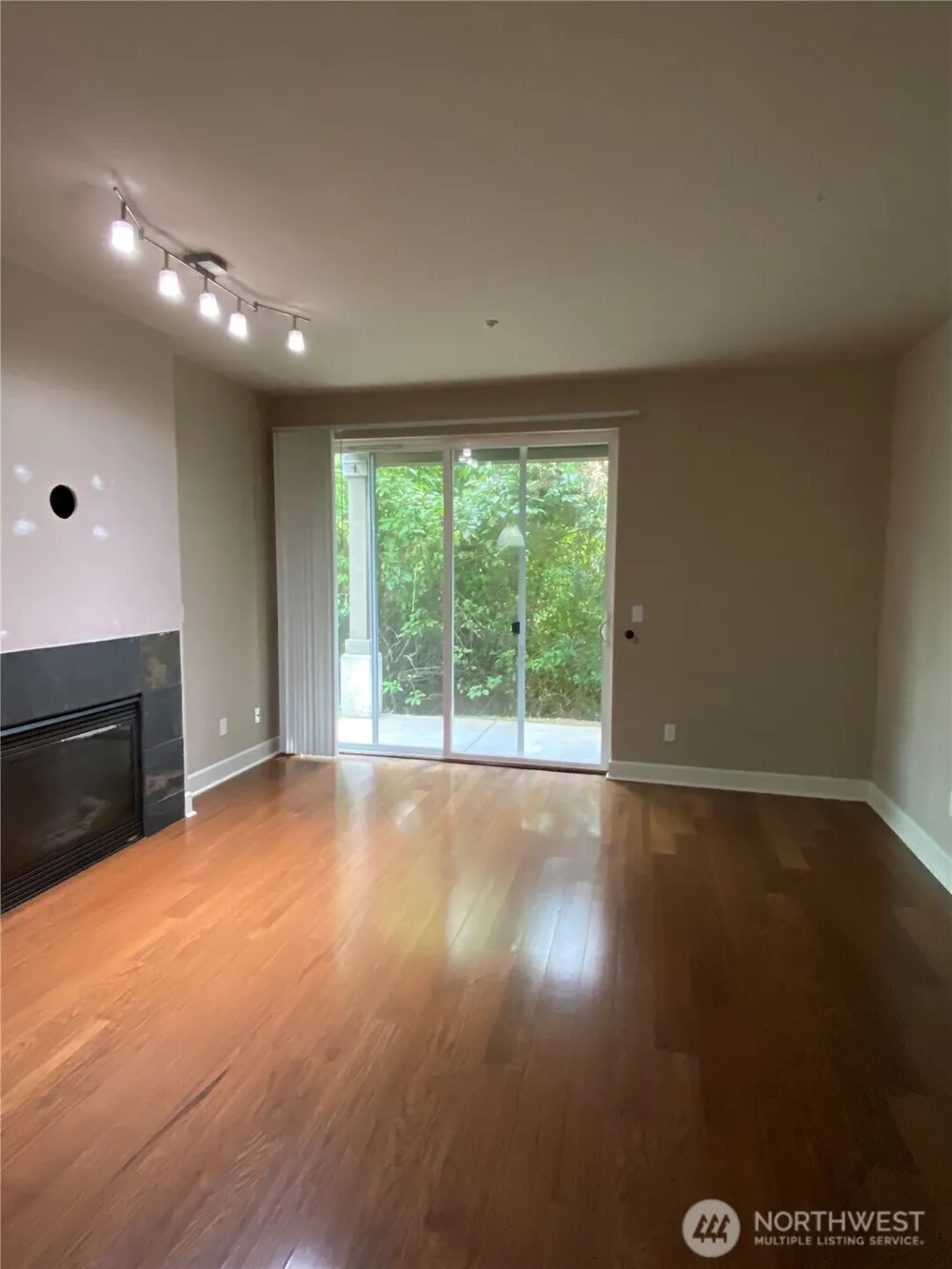 19102 20th Drive SE #A101 Bothell, WA 98012