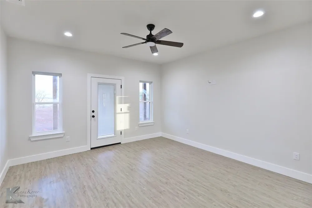 208 Ridge Road Tuscola, TX 79562