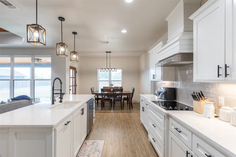 208 Ridge Road Tuscola, TX 79562