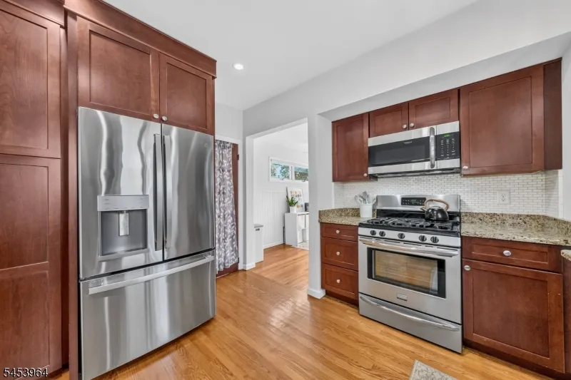 129 Demarest Ave Bloomfield, NJ 07003