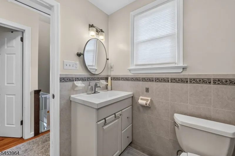 129 Demarest Ave Bloomfield, NJ 07003