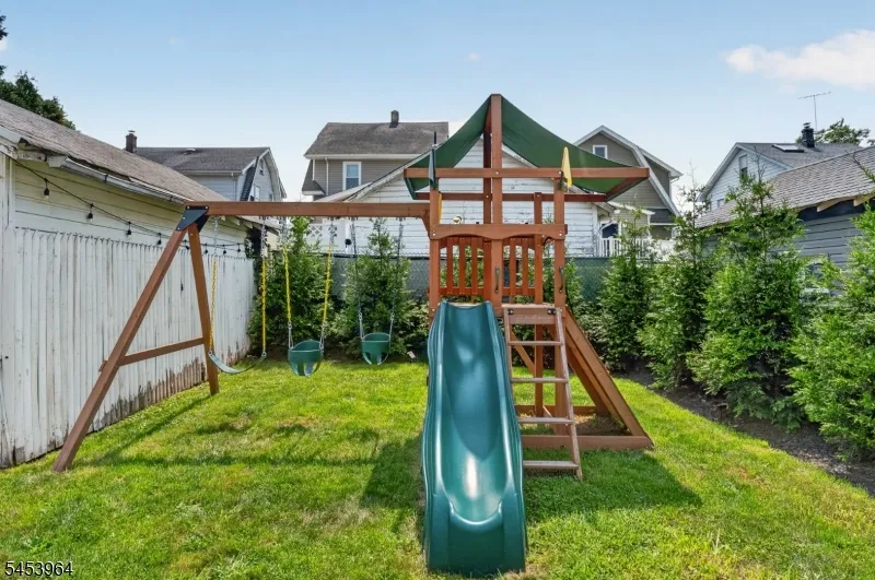 129 Demarest Ave Bloomfield, NJ 07003