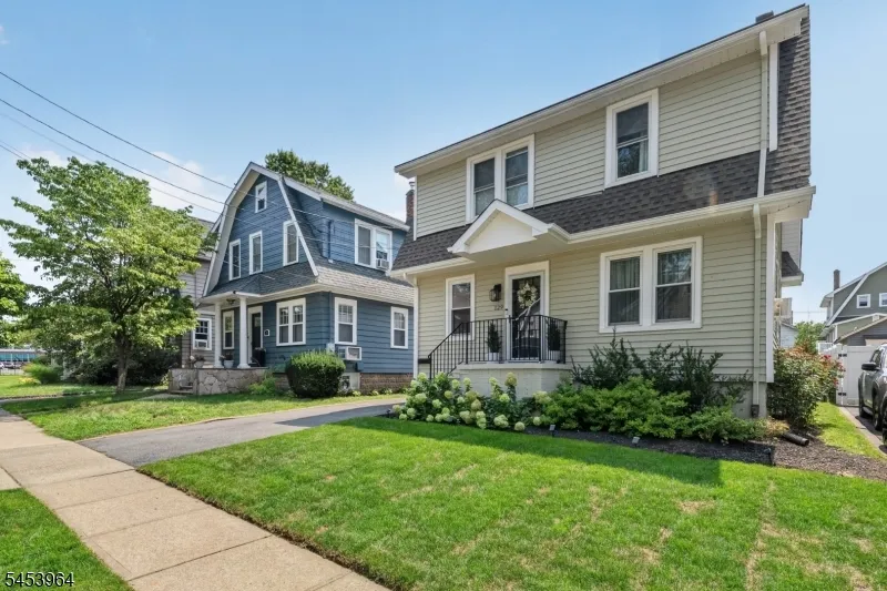 129 Demarest Ave Bloomfield, NJ 07003