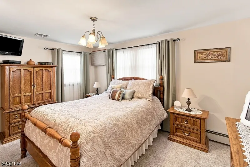 752 Forest St Kearny Town, NJ 07032