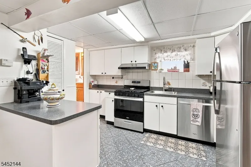 752 Forest St Kearny Town, NJ 07032