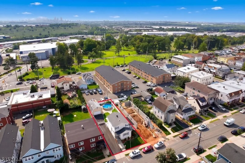 752 Forest St Kearny Town, NJ 07032