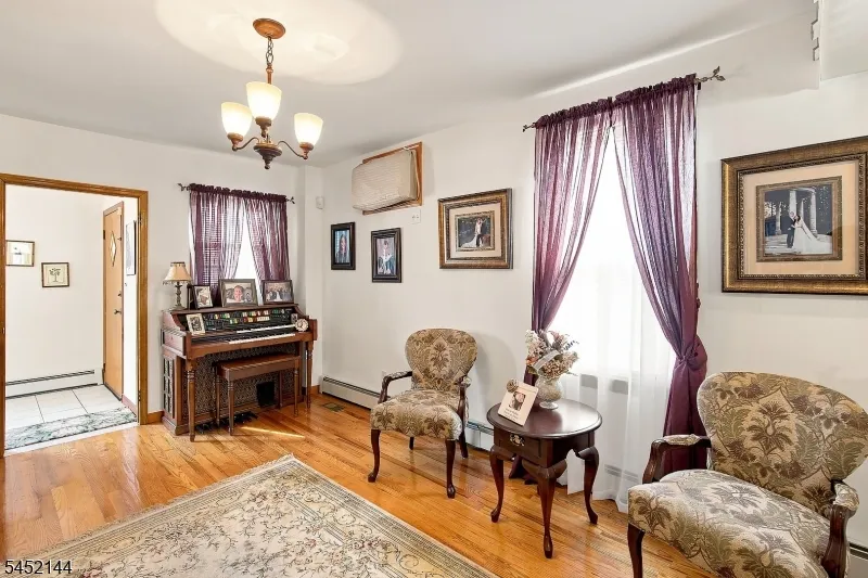 752 Forest St Kearny Town, NJ 07032
