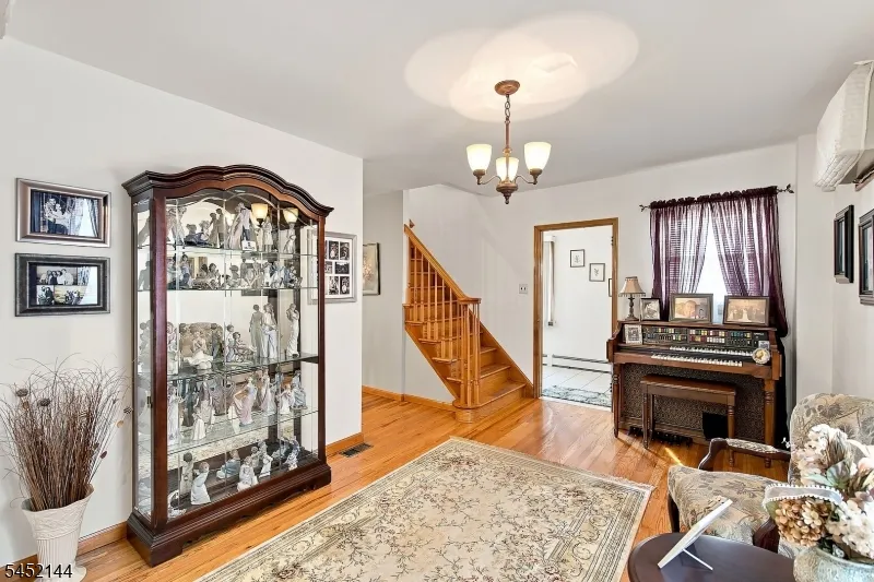 752 Forest St Kearny Town, NJ 07032