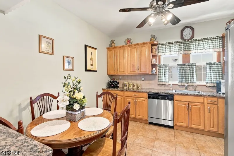 752 Forest St Kearny Town, NJ 07032
