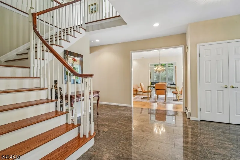 24 Emerson Rd Parsippany-Troy Hills, NJ 07950