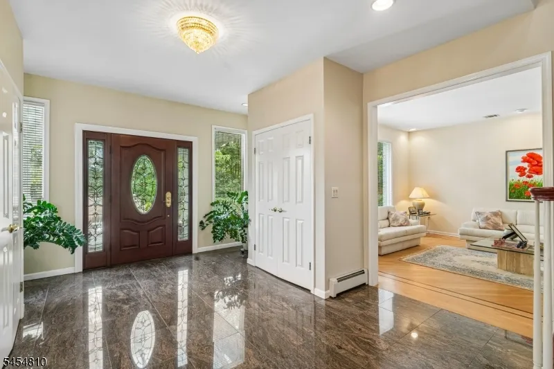 24 Emerson Rd Parsippany-Troy Hills, NJ 07950