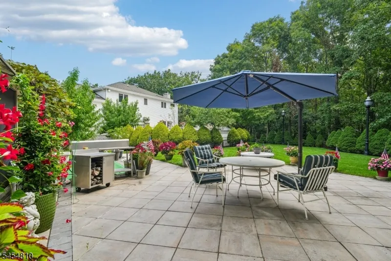 24 Emerson Rd Parsippany-Troy Hills, NJ 07950