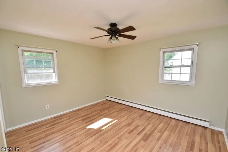 130 Brooklyn Stanhope Rd Hopatcong, NJ 07874