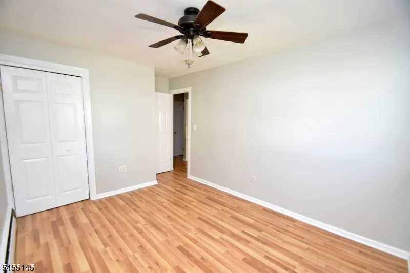 130 Brooklyn Stanhope Rd Hopatcong, NJ 07874
