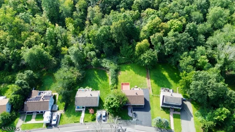 130 Brooklyn Stanhope Rd Hopatcong, NJ 07874