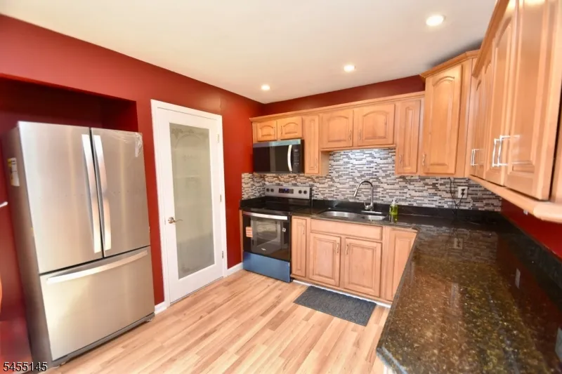 130 Brooklyn Stanhope Rd Hopatcong, NJ 07874