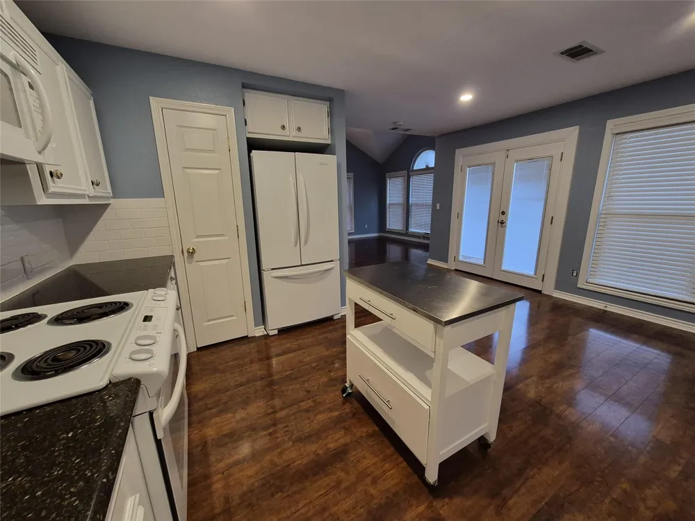 330 Holiday Lane Coldspring, TX 77331