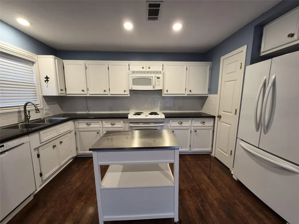 330 Holiday Lane Coldspring, TX 77331