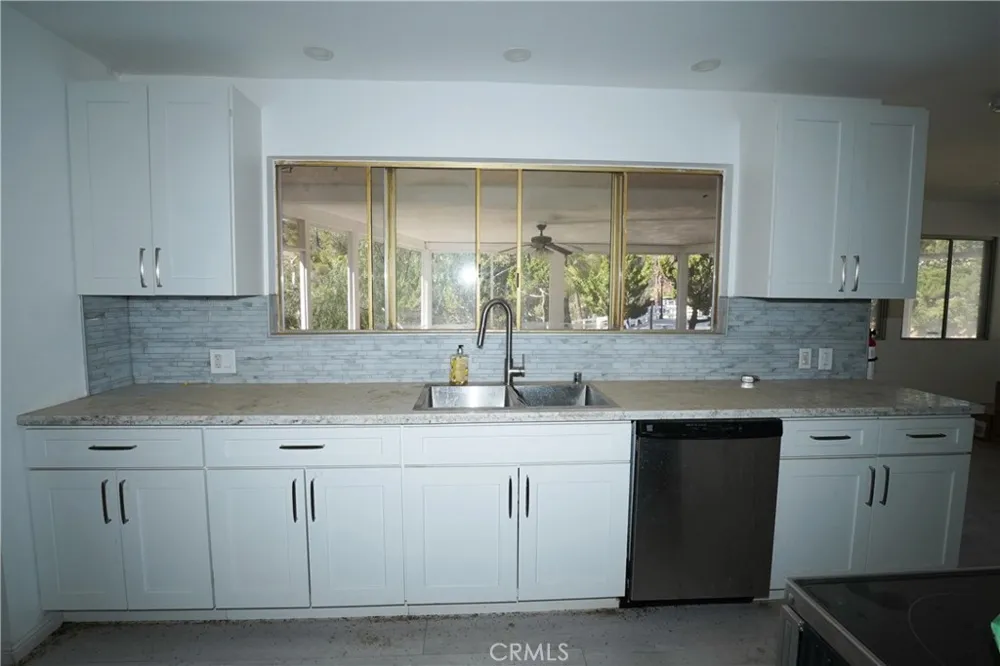 33716 Hubbard Acton, CA 93510