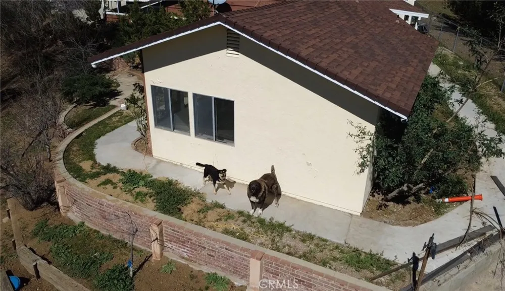 33716 Hubbard Acton, CA 93510