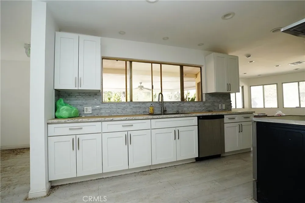 33716 Hubbard Acton, CA 93510