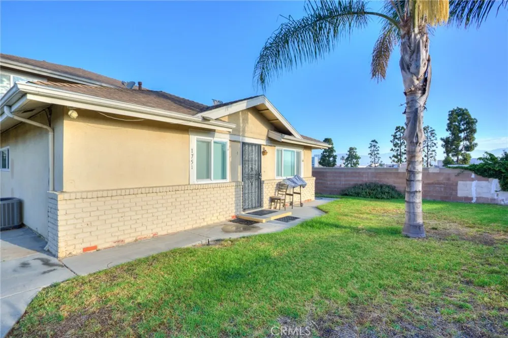 1751 Fullerton Rowland Heights, CA 91748