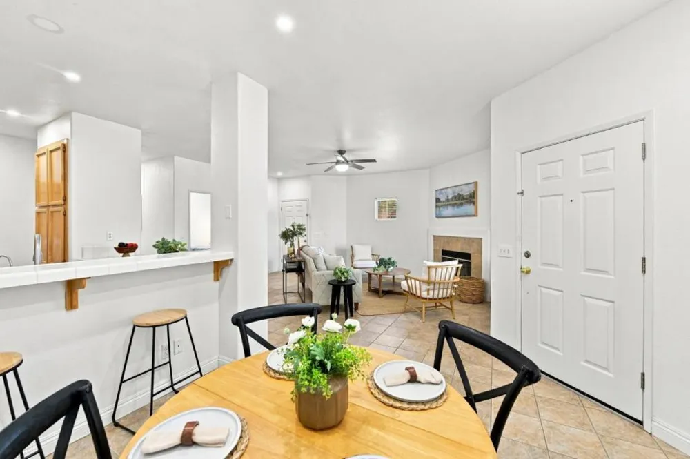 9113 Haussman Street Elk Grove, CA 95758