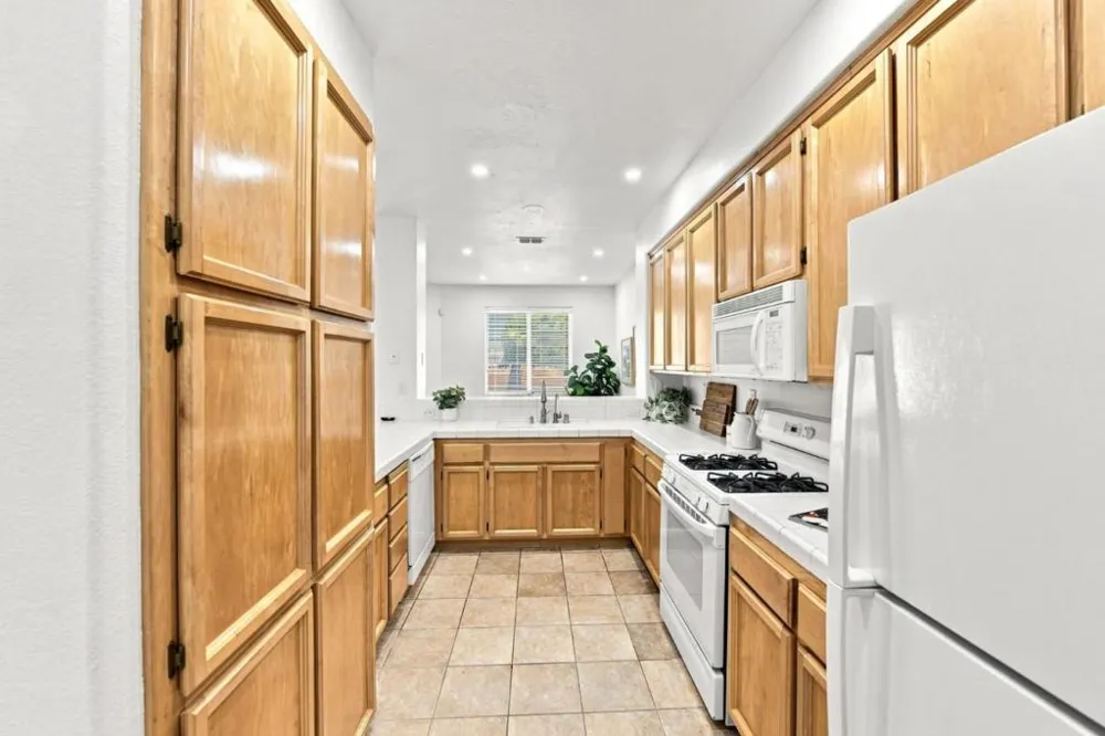 9113 Haussman Street Elk Grove, CA 95758