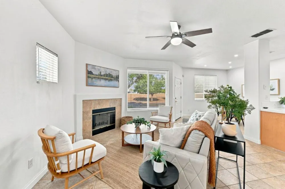 9113 Haussman Street Elk Grove, CA 95758