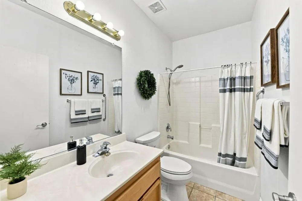 9113 Haussman Street Elk Grove, CA 95758