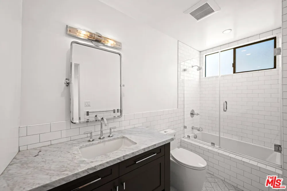 8611 Burton Way #15 Los Angeles, CA 90048