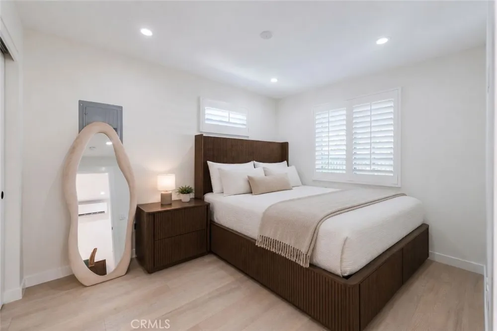 2324 246th Place Lomita, CA 90717