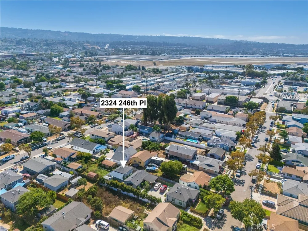 2324 246th Place Lomita, CA 90717