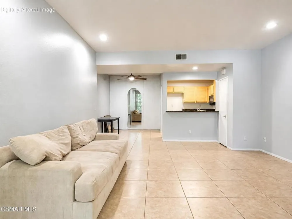 24109 Del Monte Drive #467 Valencia, CA 91355