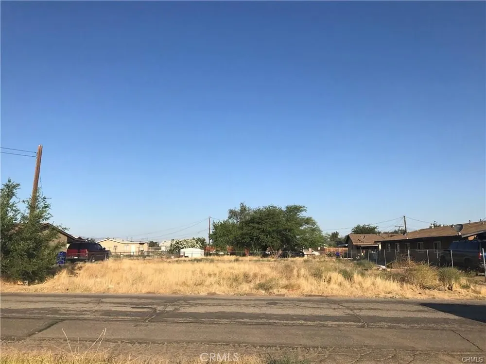 Pearmain Adelanto, CA 92301