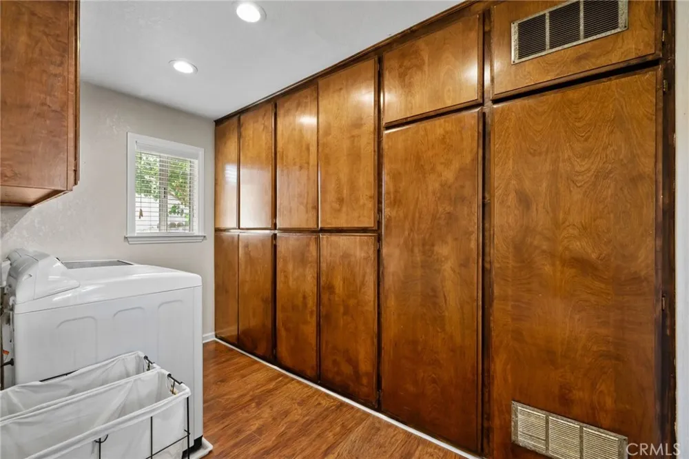 5313 Basel Wrightwood, CA 92397