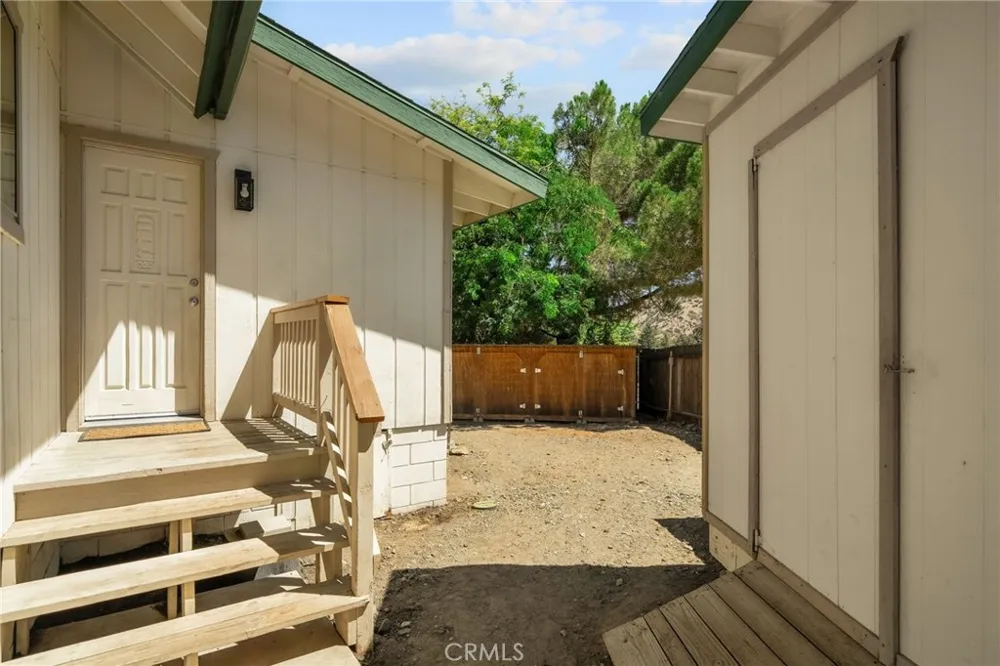 5313 Basel Wrightwood, CA 92397