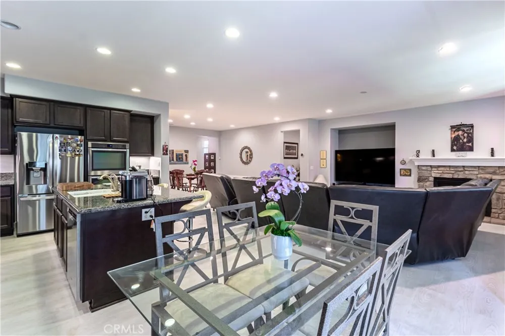 14325 Florence Eastvale, CA 92880