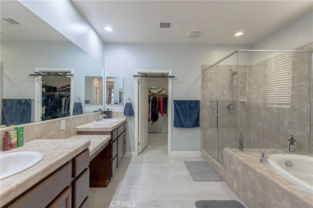 14325 Florence Eastvale, CA 92880