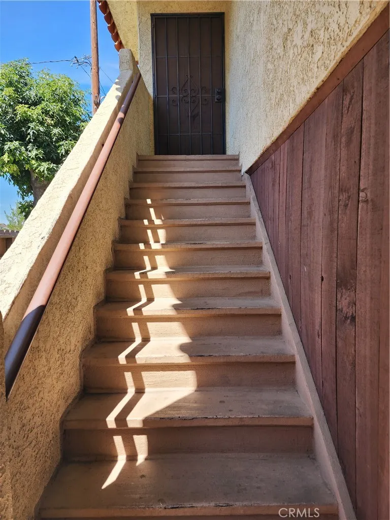 8632 Park Bellflower, CA 90706