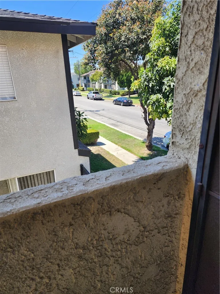 8632 Park Bellflower, CA 90706