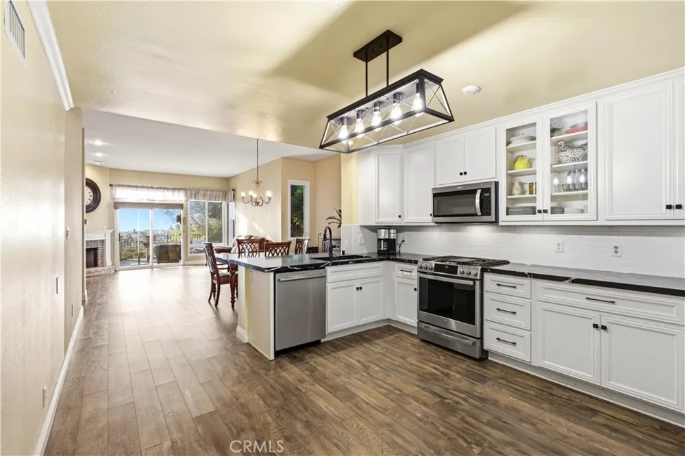 23001 Via Santa Maria Mission Viejo, CA 92691