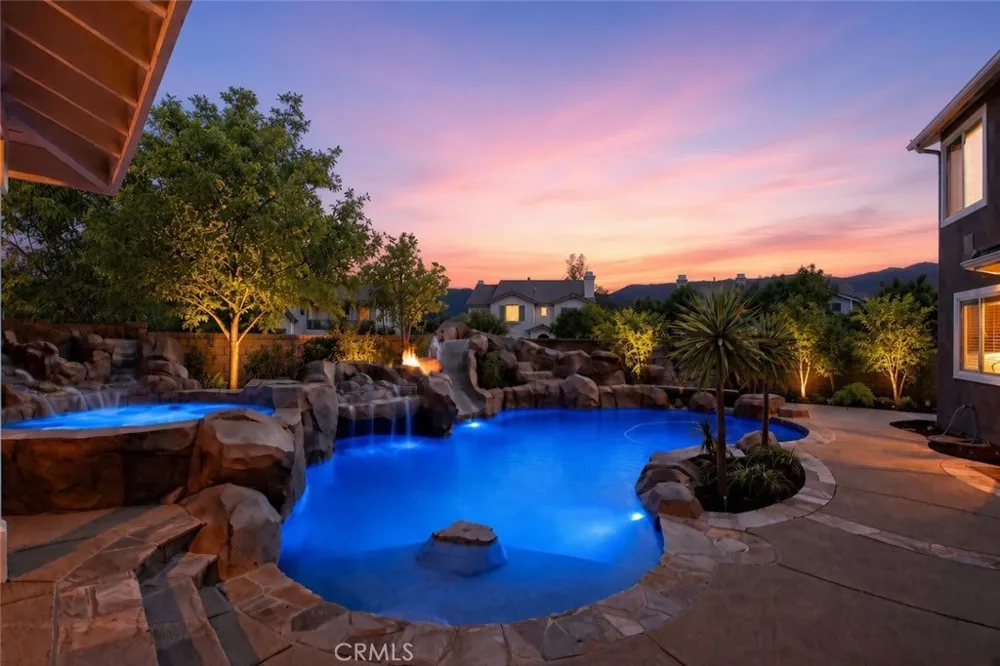 42542 Vancouver Murrieta, CA 92562