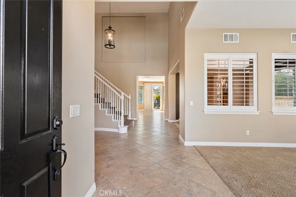 42542 Vancouver Murrieta, CA 92562