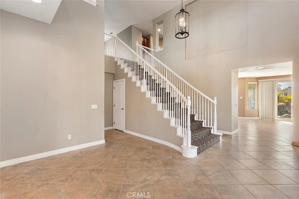 42542 Vancouver Murrieta, CA 92562