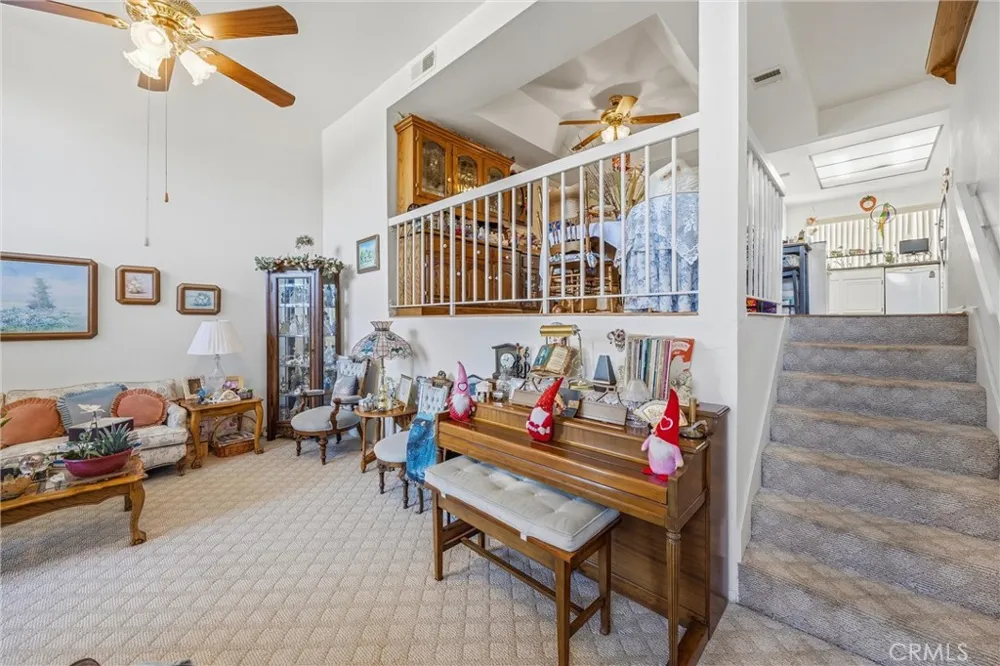 1115 Walnut Grove Rosemead, CA 91770