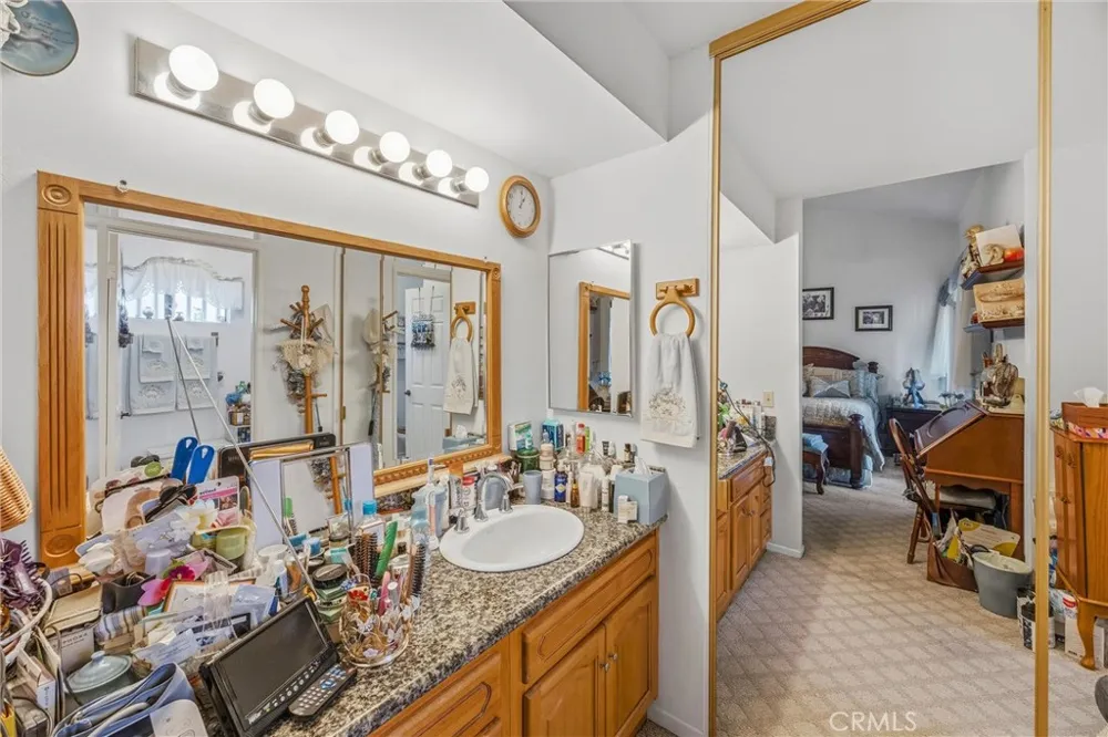 1115 Walnut Grove Rosemead, CA 91770